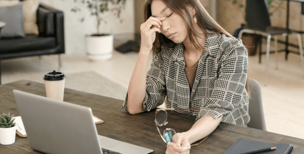 Quand le mérite ne suffit pas: comment le monde du travail trahit les femmes